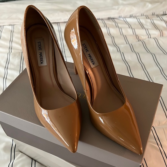 Steven madden tan pumps - Picture 1 of 5